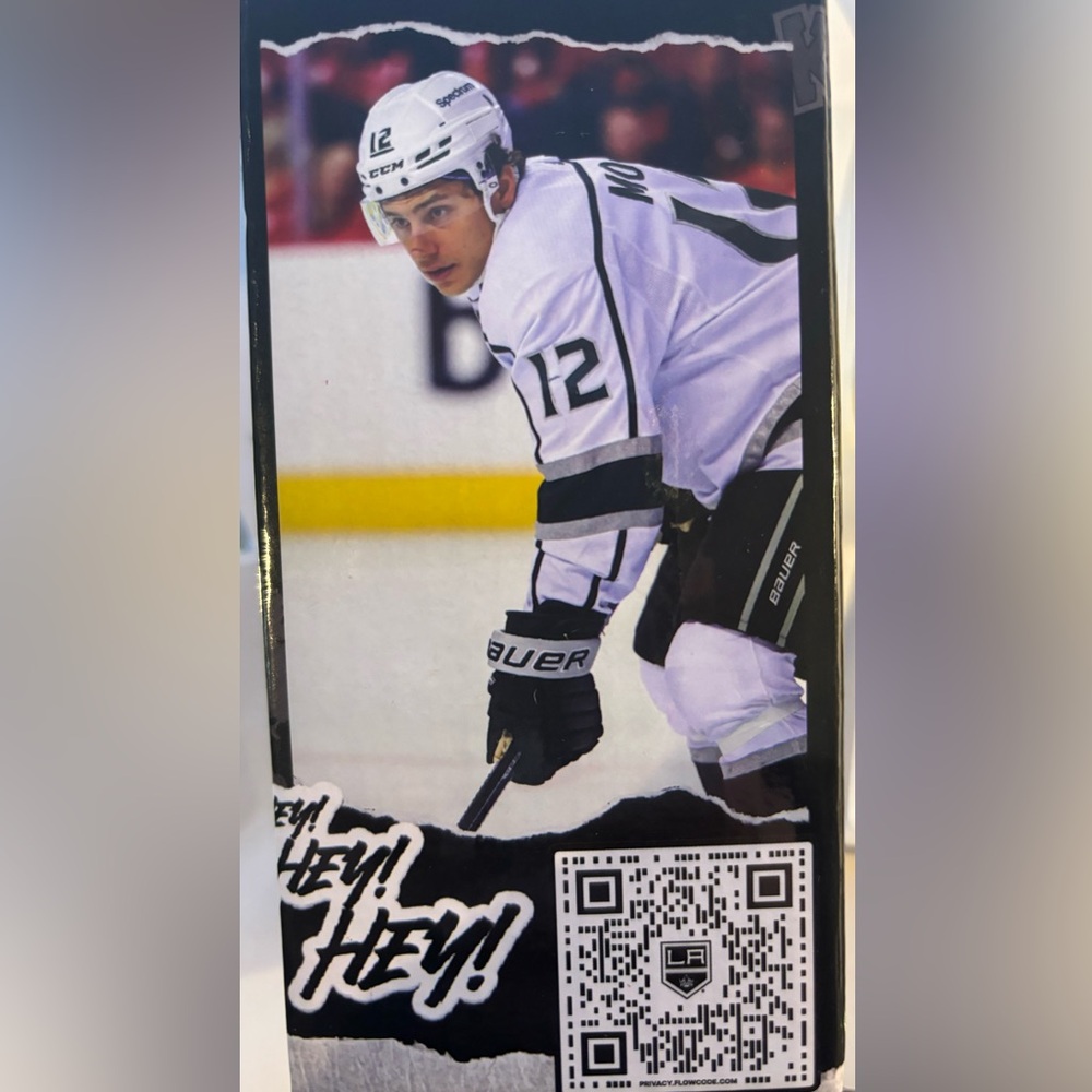 Los Angeles Kings TREVOR MOORE Thousand Oaks Native Shirt/Mini-Bobblehead COMBO - Picture 7 of 13